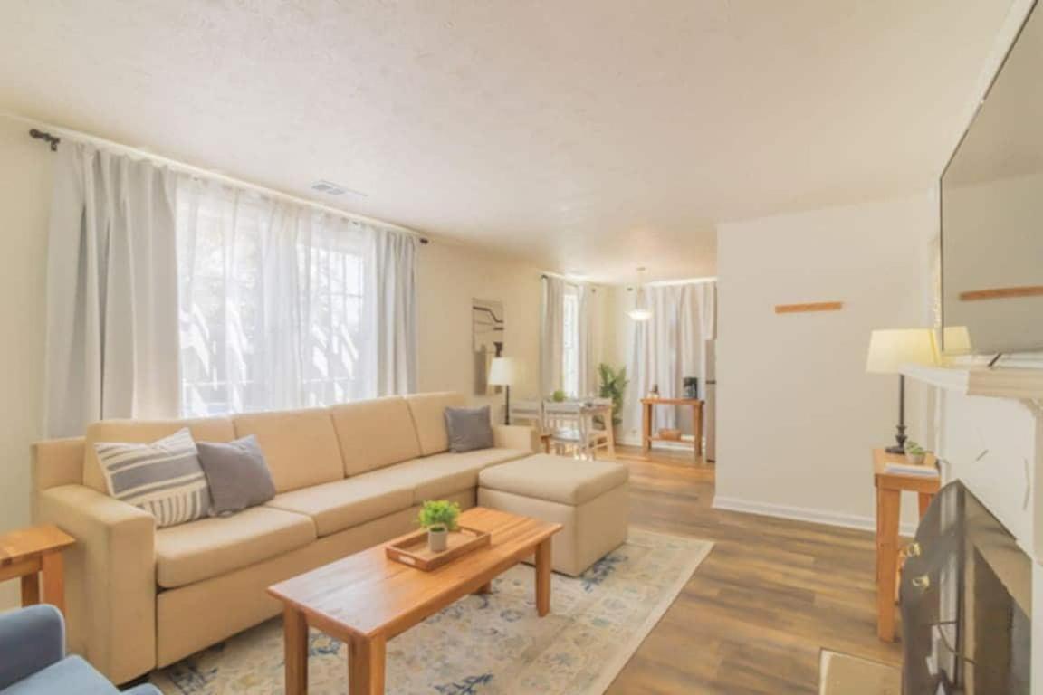 The Delightful Doubles- Unit A- Centrally Located โคลัมบัส ภายนอก รูปภาพ